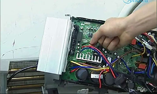 呼伦贝尔美的空调电话是多少